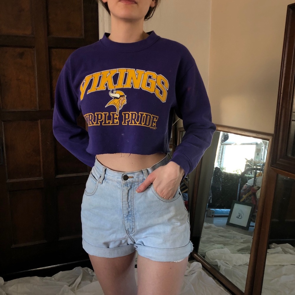 cropped sport VIKINGS PRIDE purple crew neck